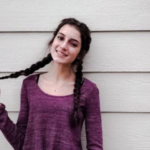 Meet your Posher, Cami